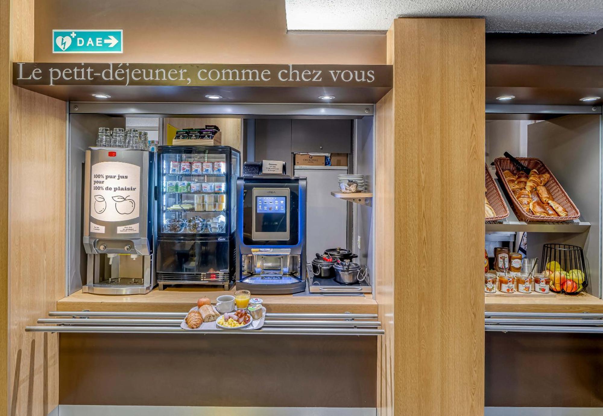 B&B Hotel Bordeaux ลอร์มองต์ ภายนอก รูปภาพ