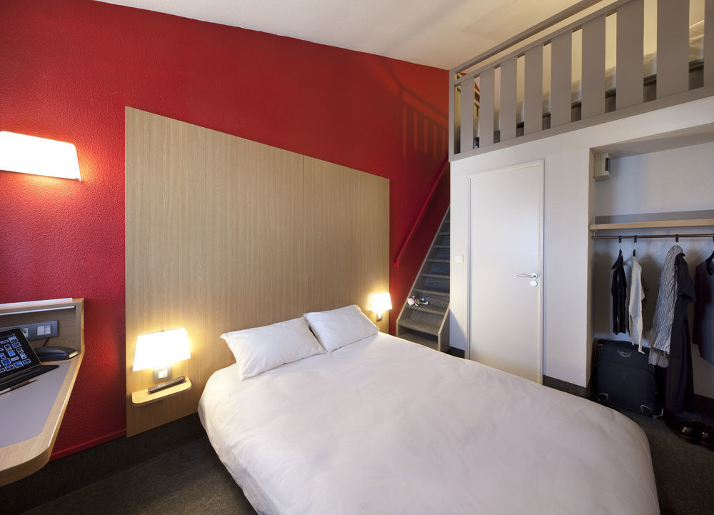 B&B Hotel Bordeaux ลอร์มองต์ ภายนอก รูปภาพ