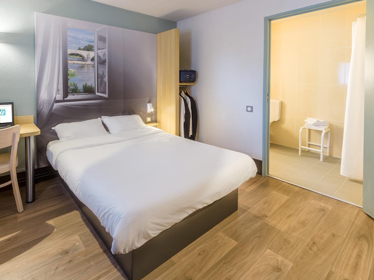 B&B Hotel Bordeaux ลอร์มองต์ ภายนอก รูปภาพ