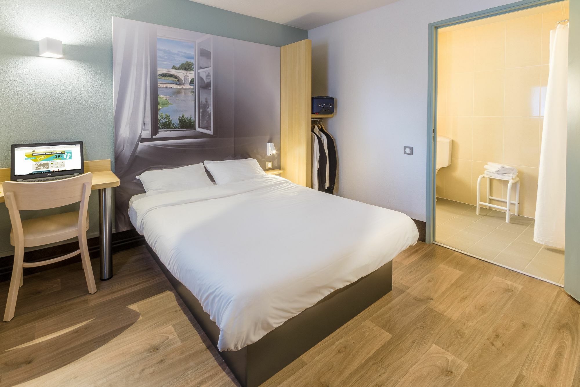 B&B Hotel Bordeaux ลอร์มองต์ ภายนอก รูปภาพ