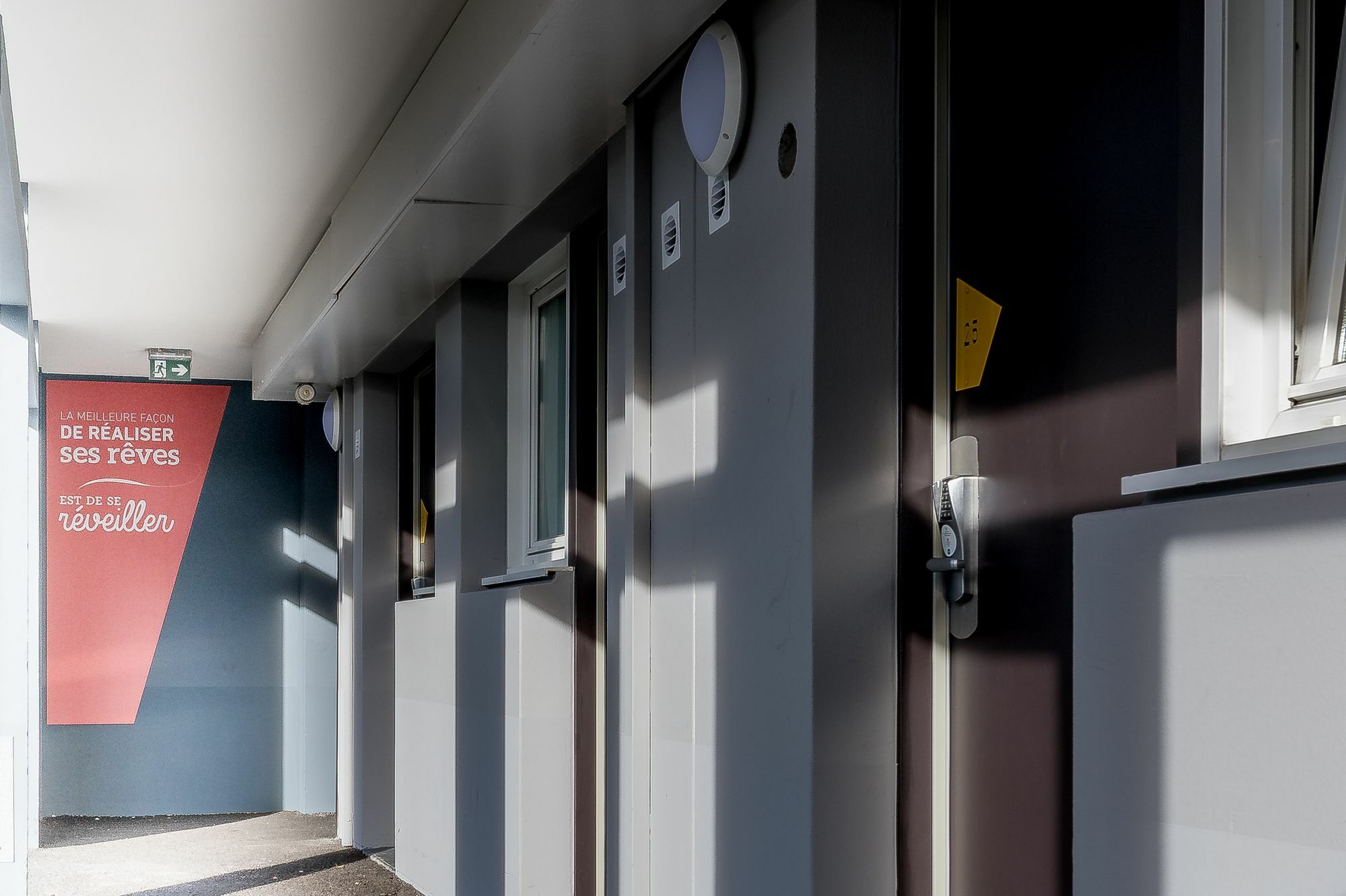 B&B Hotel Bordeaux ลอร์มองต์ ภายนอก รูปภาพ